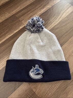 NWT NHL Vancouver Canucks gray and blue beanie
